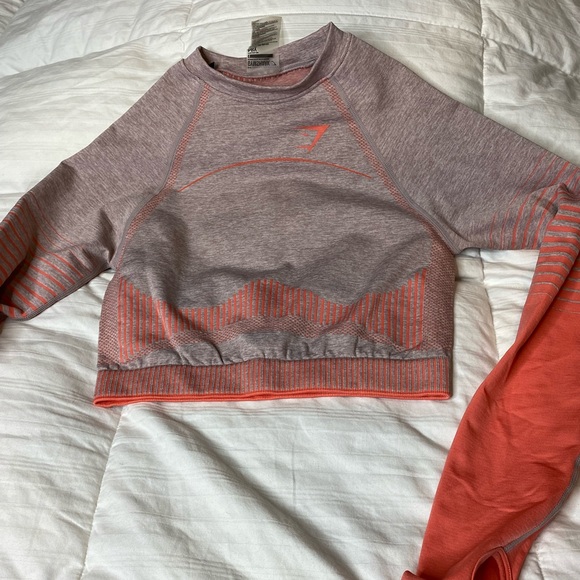 Gymshark top - Picture 1 of 3